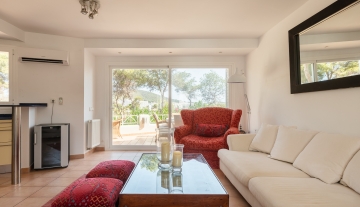 Resa Estates townhouse Ace sea views te koop sale living 8.jpg